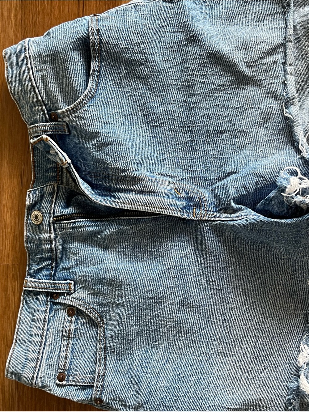 Abercrombie & Fitch Light Wash Denim Jean Shorts